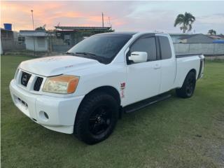 Nissan titán 2005 $6,800