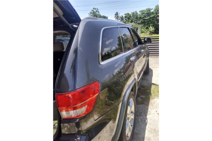 Grand cherokee limited 2011  8cil.