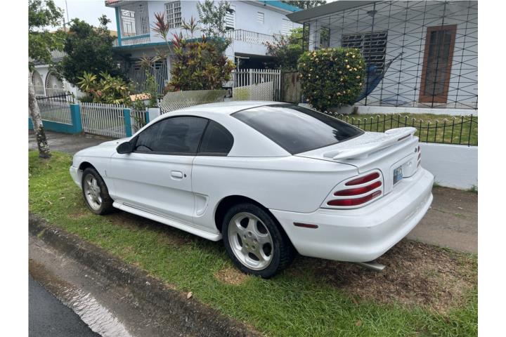 Mustang Cobra 1994 5.0 en buenas condiciones