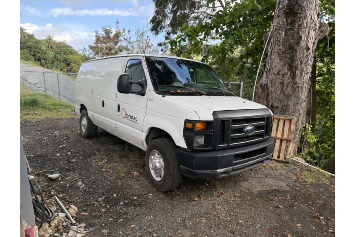 E-250 Econoline 2012