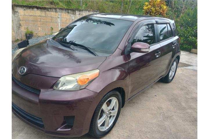 Toyota Scion XD 2014 Como Nuevo!!!