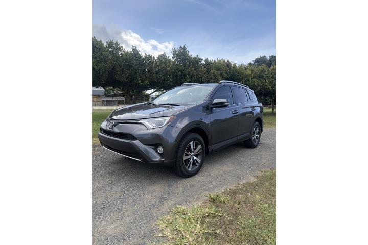 Toyota Rav-4 XLE 2016