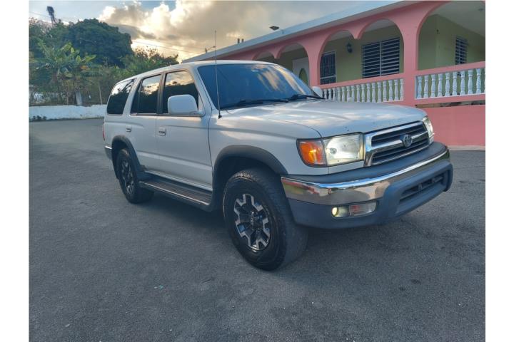 Toyota 4runner sr5