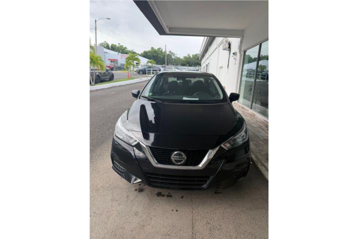 Nissan Versa 2022 S poco millaje