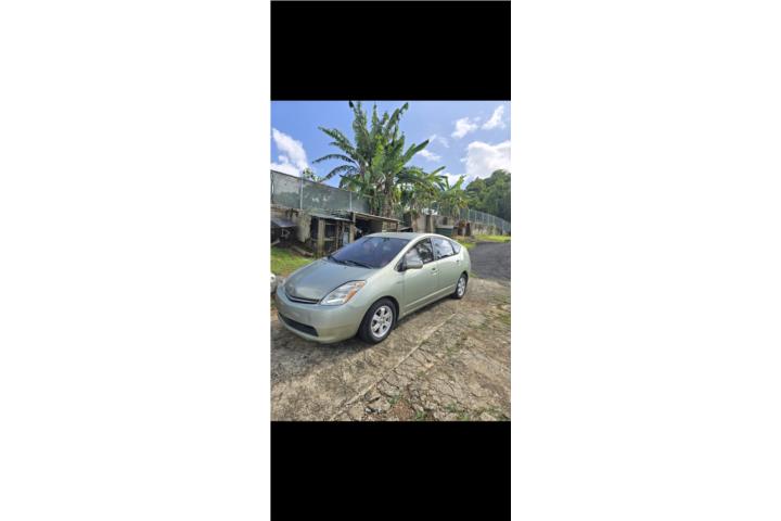 Prius 2006 uso diario cv o busco carro y $$$