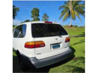 Toyota Sienna- Minivans 1998 , Toyota Puerto Rico