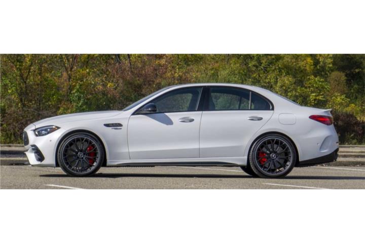 2025 AMG C63s E-Performance