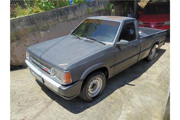 Mazda b2200