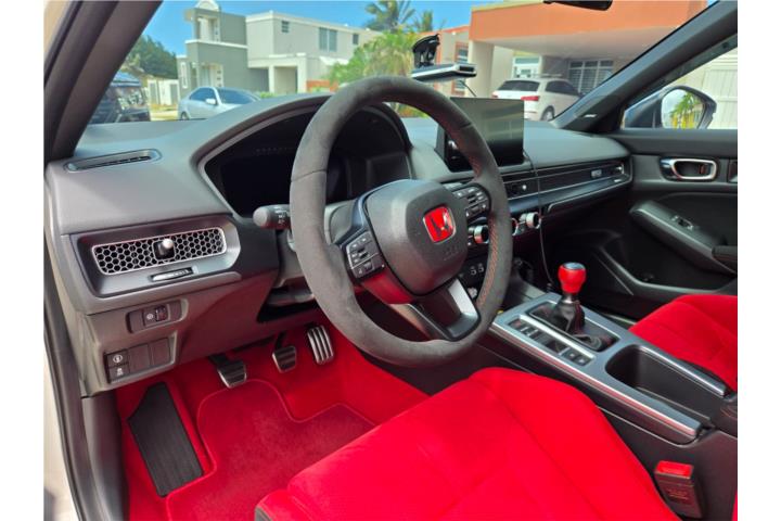 Honda Type R FL5 2023 12800 millas