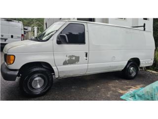 Ford E250 2000, Ford Puerto Rico