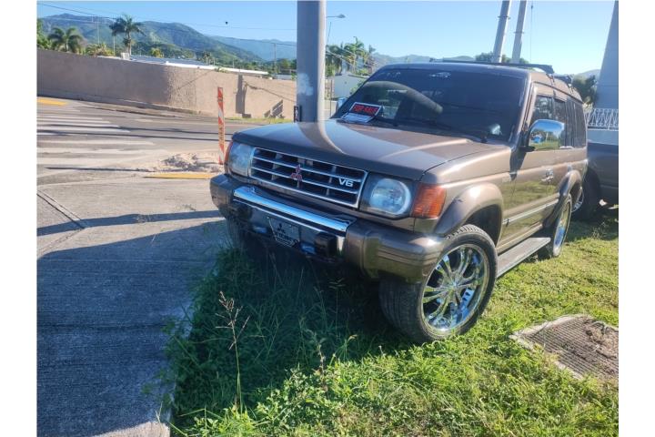 Mitsubishi Montero
