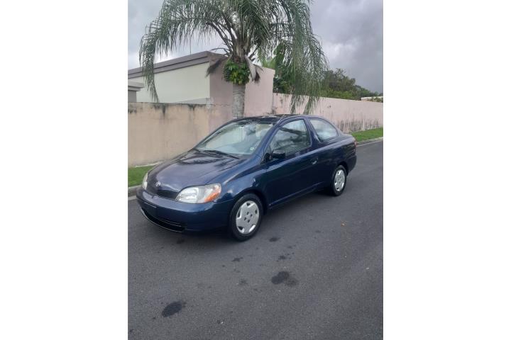 Toyota Echo 2001
