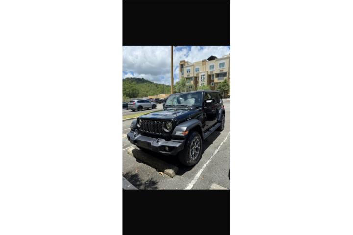 Jeep Wrangler 2024 4x4 15,000 Millas