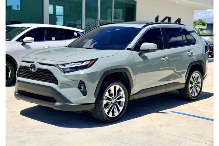 Toyota Rav4 XSE PREMIUM SOLO 26k millas