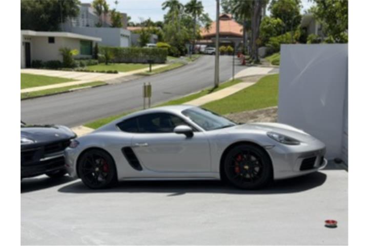 2017 Porsche Cayman S