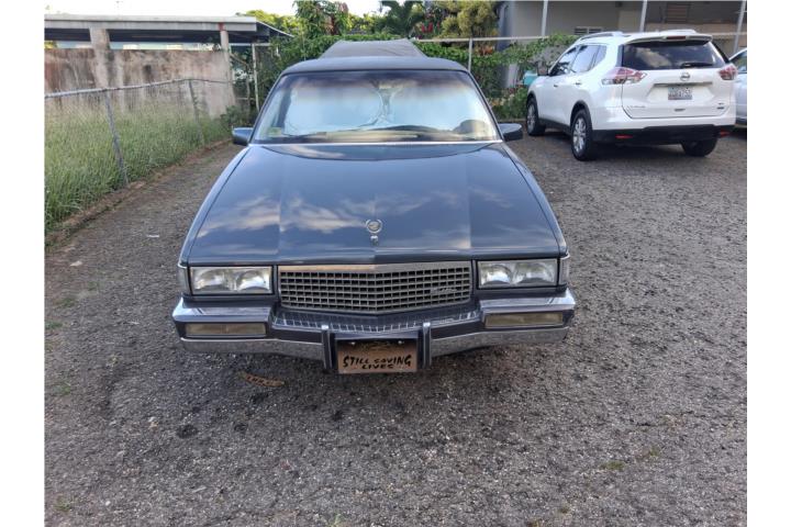 Cadillac sedan deville