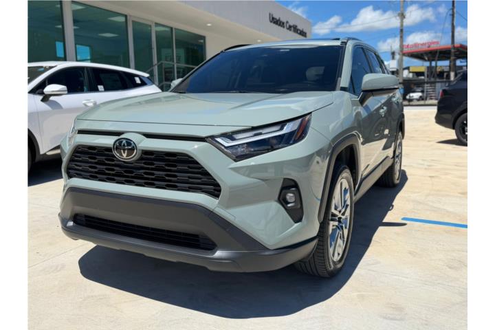 Toyota Rav4 XLE Premium