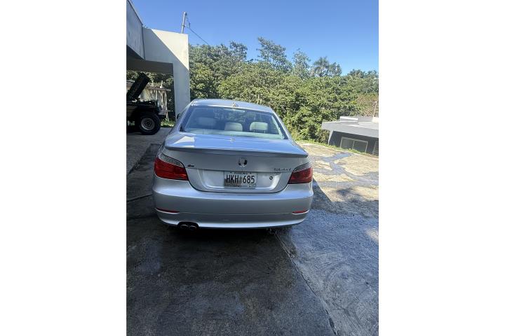 BMW 528i 2009