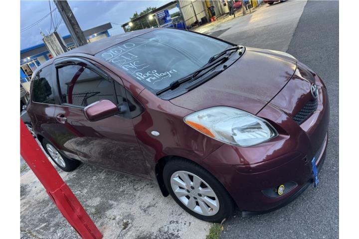 Toyota Yaris 2010 Standard