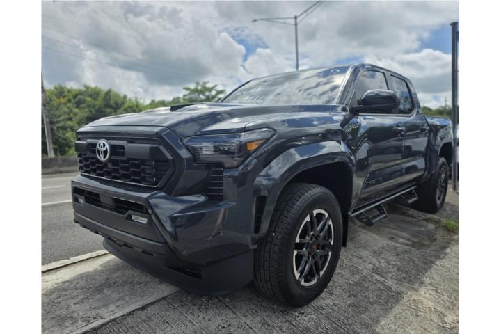 TOYOTA TACOMA TRD SPORT 2025