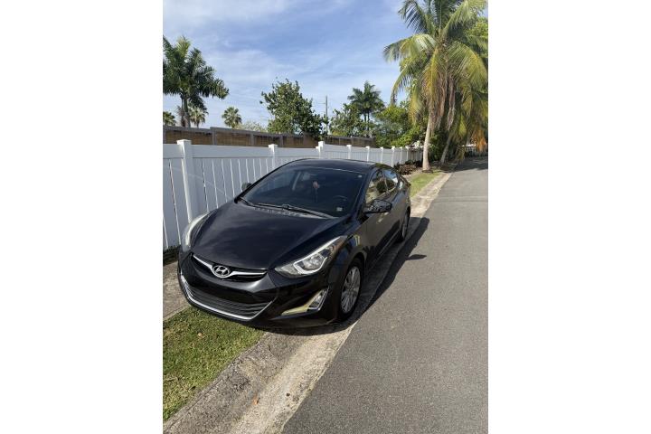 Hyundai Elantra 2014 5,900. Excelente vehicul