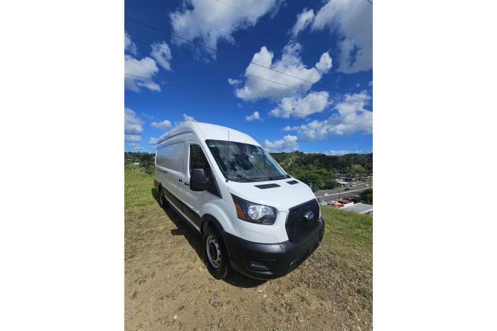 Ford Transit Cargo 350 2023 Alta