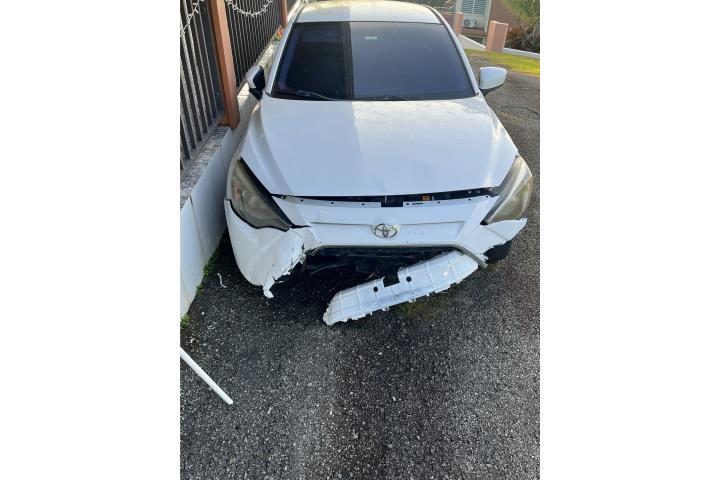 Yaris 2016  PARA PIEZAS