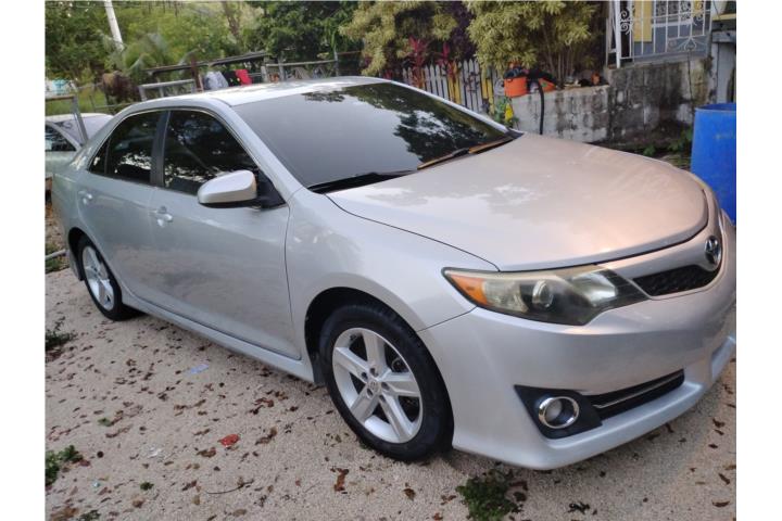 CAMRY 2012