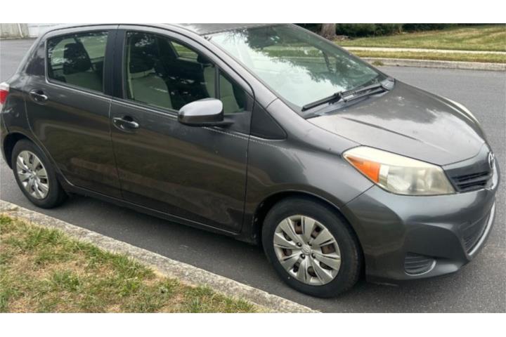 Urge venta por Mudanza Yaris 2014