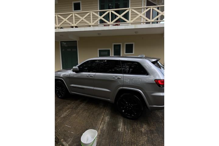 Jeep Grand Cherokee 2021