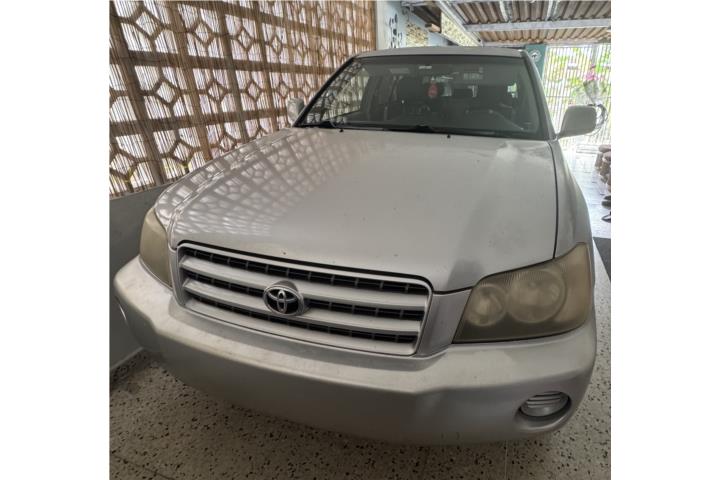 Toyota Highlander 2002 $4,000.00