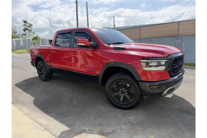 RAM 1500 Bighorn v6 2020 poco millaje