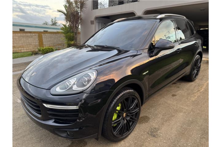 CAYENNE S