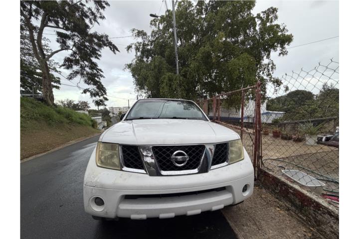 Nissan Pathfinder 2006