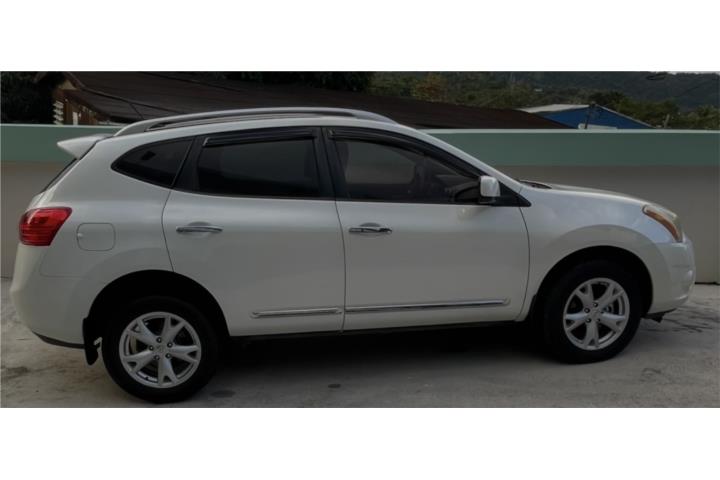 Nissan rogue 2011  bien cuidada