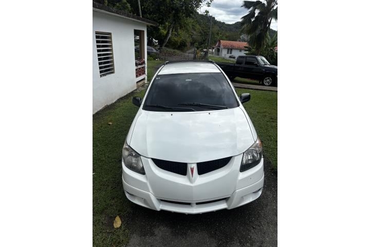 Pontiac vibe 2004 $2,800