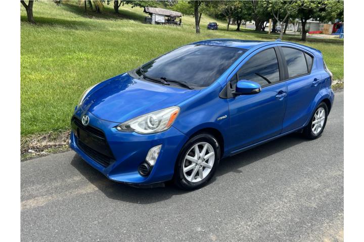 Toyota Prius C 2015 Hatchback