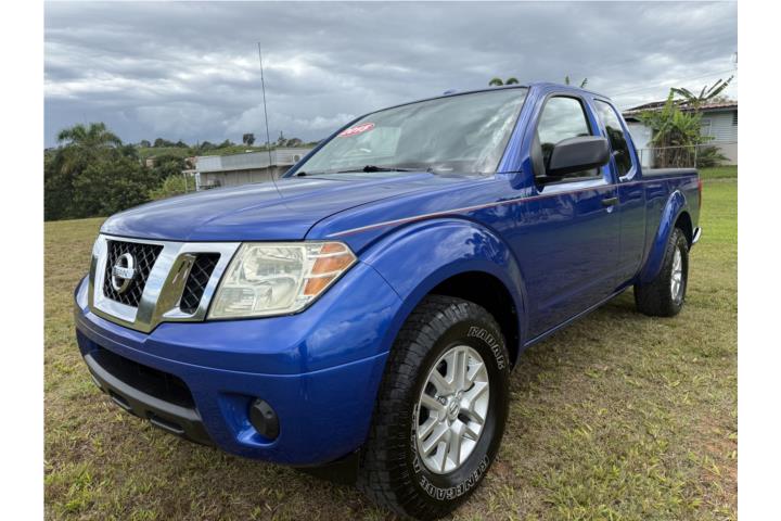 NISSAN FRONTIER 2015