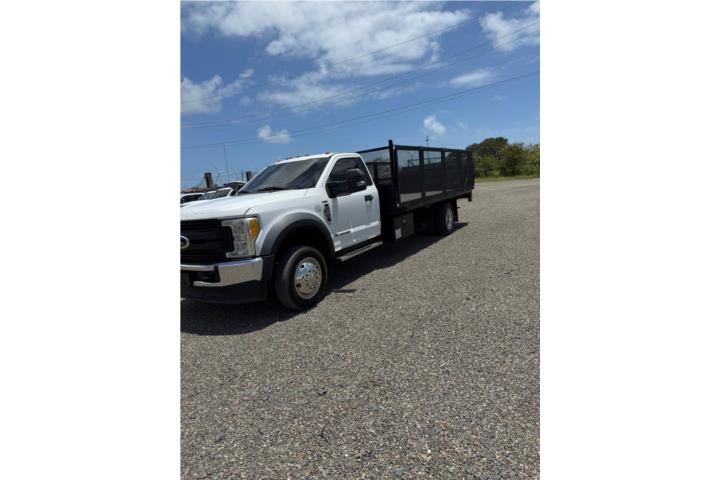 Ford F550 Camión de carga