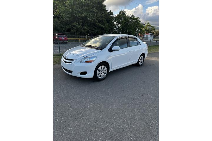 Toyota Yaris 2008