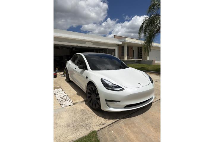 Tesla Model 3 Dual Motor Performance Package