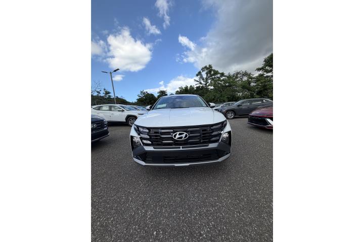 Hyundai Tucson SE 2026