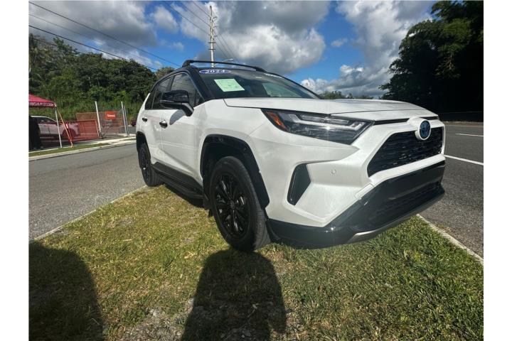 Toyota Rav4 XLE Premium HYBRID 2024