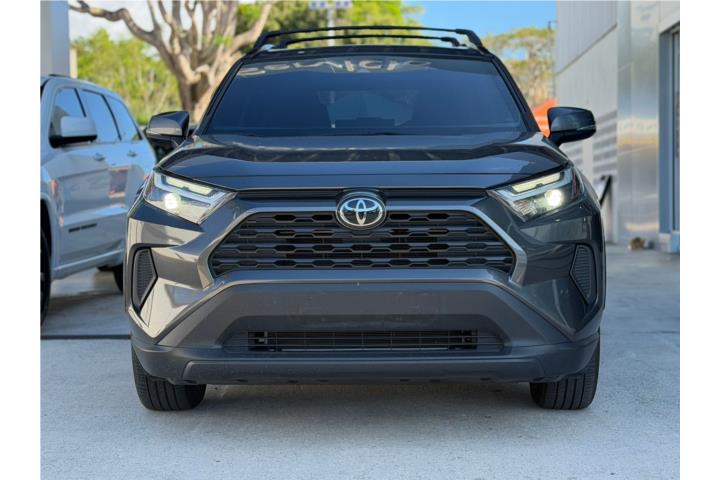TOYATA RAV4 XLE 2024