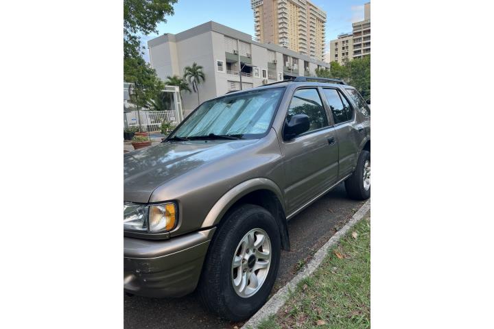 Isuzu Rodeo 2002