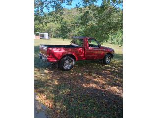 Mazda B2500 cabina sencilla 6000, Mazda Puerto Rico