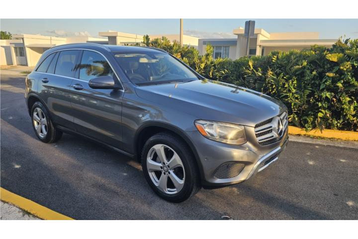 2016 MERCEDES BENZ GLC 300