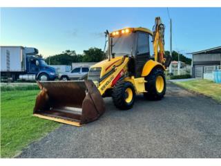 Equipo Construccion Puerto Rico Digger new holland 2005