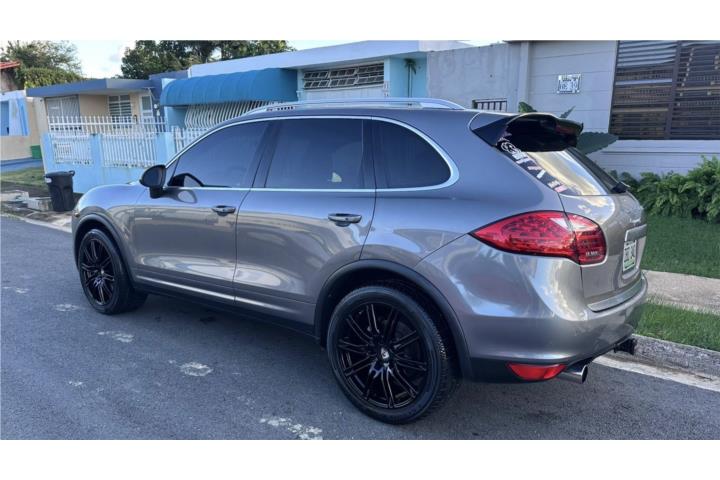 Cayenne H-S 2012 V6 3.0L