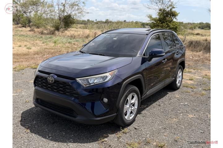 Toyota RAV 4 XLE 2020